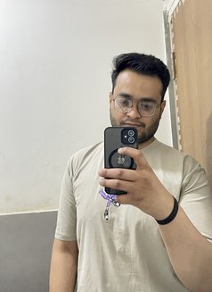 Monty - Male escort in Jaipur Photo 2 of 9