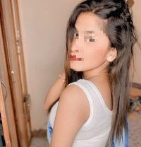 Monu - escort in Kolkata