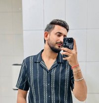 Monush Roy - Acompañantes masculino in Pune