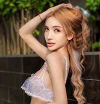 CHERLYN TOP MODEL STAR IN BANGKOK - Transsexual escort in Bangkok