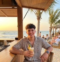 Ali - Acompañante masculino in Abu Dhabi