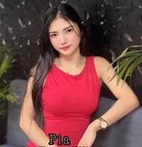 Moon Emerge Wellness Spa - masseuse in Manila