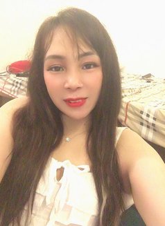 Moon - escort in Muscat Photo 2 of 2