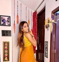 Moon - Transsexual escort in Mumbai Photo 11 of 22