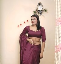 Moon Porn Sta - Transsexual escort in Mumbai