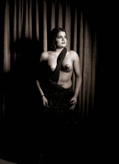 Moon Porn Sta - Acompañantes transexual in Mumbai Photo 24 of 30
