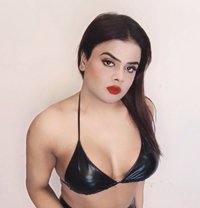 Moon Porn Sta - Transsexual escort in Mumbai