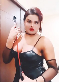 Moon Porn Sta - Transsexual escort in Pune Photo 30 of 30