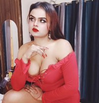 Moon Porn Sta - Transsexual escort in Mumbai