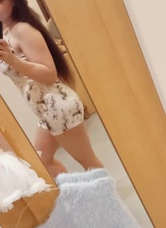 Moon Qween - escort in Beirut Photo 4 of 6