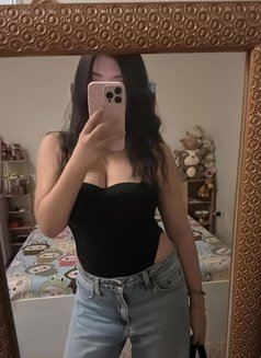 Moon - escort in Muscat Photo 11 of 13