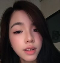 Moon - puta in Dubai