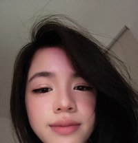 Moon - puta in Dubai