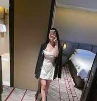 MOON - escort in Singapore