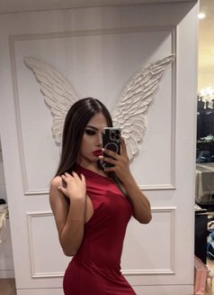 Moona - Transsexual escort in Muscat Photo 6 of 6
