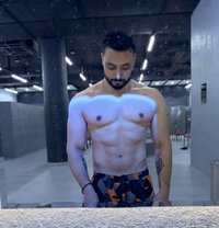 Moood - Male escort in Riyadh