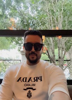 Moood - Male escort in Riyadh Photo 5 of 5