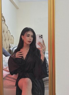 Layla - Transsexual escort in Riyadh Photo 11 of 19