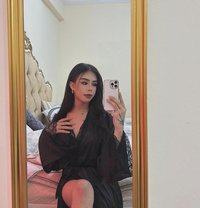 Layla - Transsexual escort in Khobar Photo 5 of 7