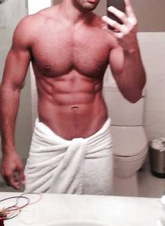 Morad - Male escort in Casablanca Photo 1 of 2