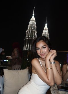 Moral, Manners, Integrity, Class - puta in Kuala Lumpur Photo 12 of 17
