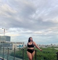 Voluptuous body - puta in Macao
