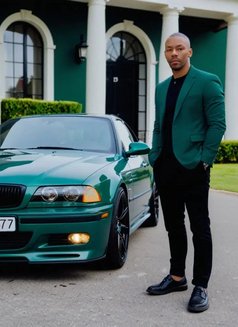 Morgan - Male escort in Nairobi Photo 1 of 1