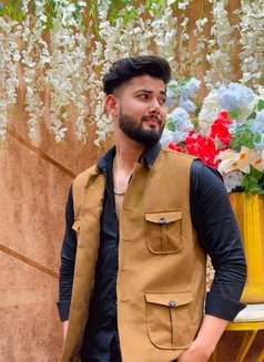 Moriss - Male escort in Noida Photo 6 of 8