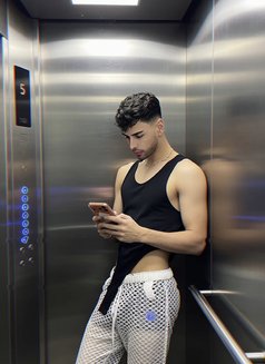 Moroccain boy - Male escort in Riyadh Photo 5 of 11