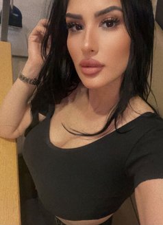 Moroccan oucall and incall - escort in Riyadh Photo 2 of 6
