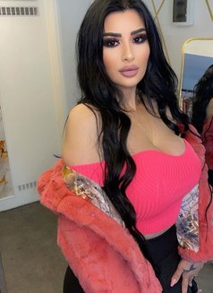 Moroccan oucall and incall - escort in Riyadh Photo 5 of 6