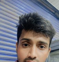 Moron Bob - Male companion in Hyderabad