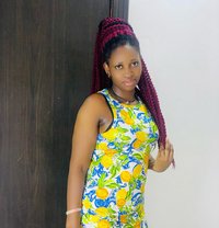 Morren Bea - puta in Riyadh