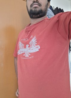 Morris - Male escort in Bangalore Photo 1 of 6