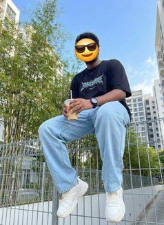 Morris - Male escort in Bangalore Photo 4 of 6