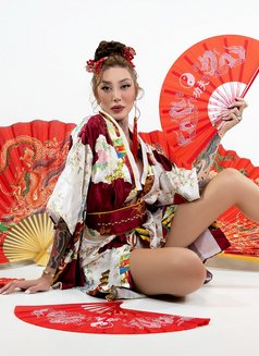 Moscardiniema - Transsexual escort in Bangkok Photo 26 of 27