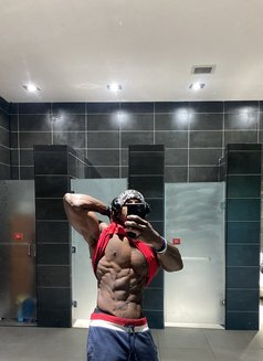 Moses Visit Jeddah - Male escort in Jeddah Photo 9 of 10