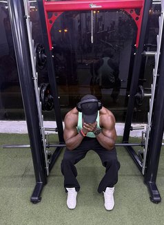 Moses in Jeddah - Male escort in Jeddah Photo 19 of 23