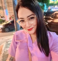 Moshi - masseuse in Makati City