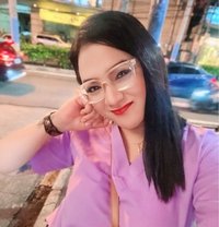 Moshi - masseuse in Makati City