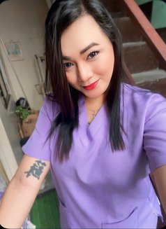 Moshi - masseuse in Makati City Photo 9 of 14