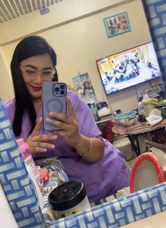 Moshi - masseuse in Makati City Photo 13 of 14