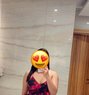 Most Beautiful Mallu Girl Priya Book Me - puta in Doha Photo 1 of 3