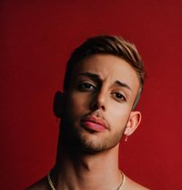 Mosta - Male escort in Abu Dhabi