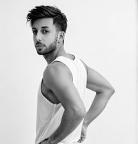 Mosta - Male escort in Abu Dhabi