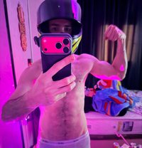 Mr.X - Male escort in Cairo