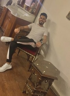 Moudii - Male escort in Beirut Photo 1 of 8