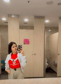 Moumita s Real Meet and Cam Show - puta in Bangalore Photo 4 of 6