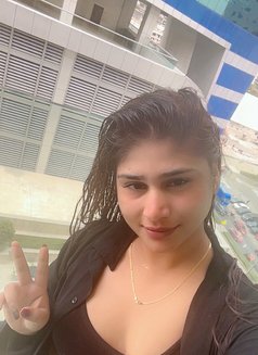 Mouni - escort in Abu Dhabi Photo 3 of 7