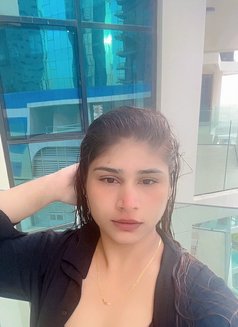 Mouni - escort in Abu Dhabi Photo 4 of 7